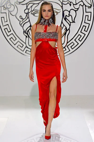 Look 49